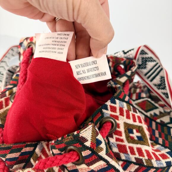 EUC Tapestry Southwest Aztec Tribal Boho Hippie Drawstring Large Backpack India - Picture 9 of 11